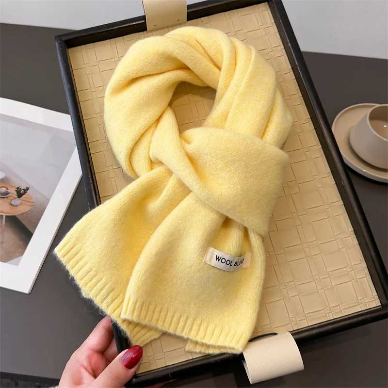 2025 Winter Wool Scarf For Wen Long Warm Cashmere Scarves Hijab Solid Lady Shawl Wrap Fa Pashmina Bandana Scarfs NewW251027