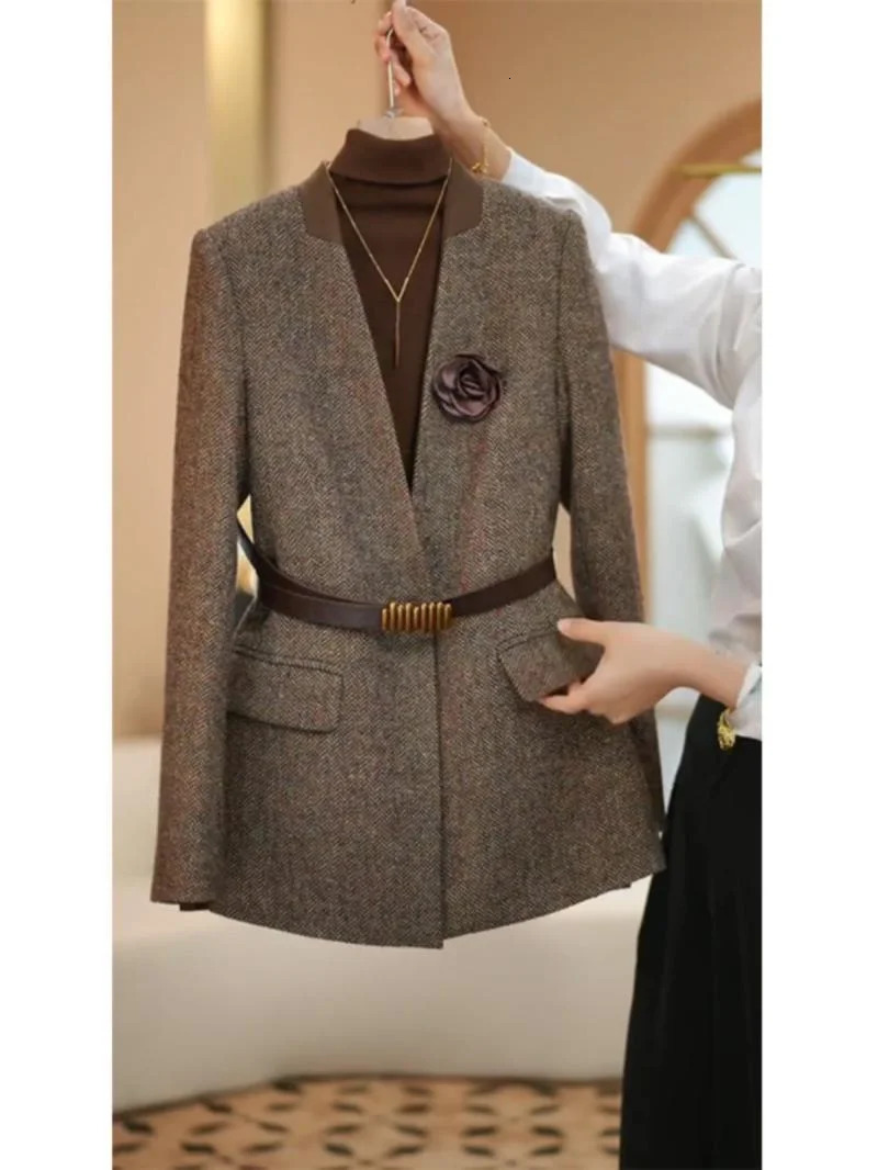 Plus Size 4XL High Quality Coffee colored Suit Jacket For Women Spring Outwear Fashion Simple Wool Coat Autumn Blazer With Belt 251027