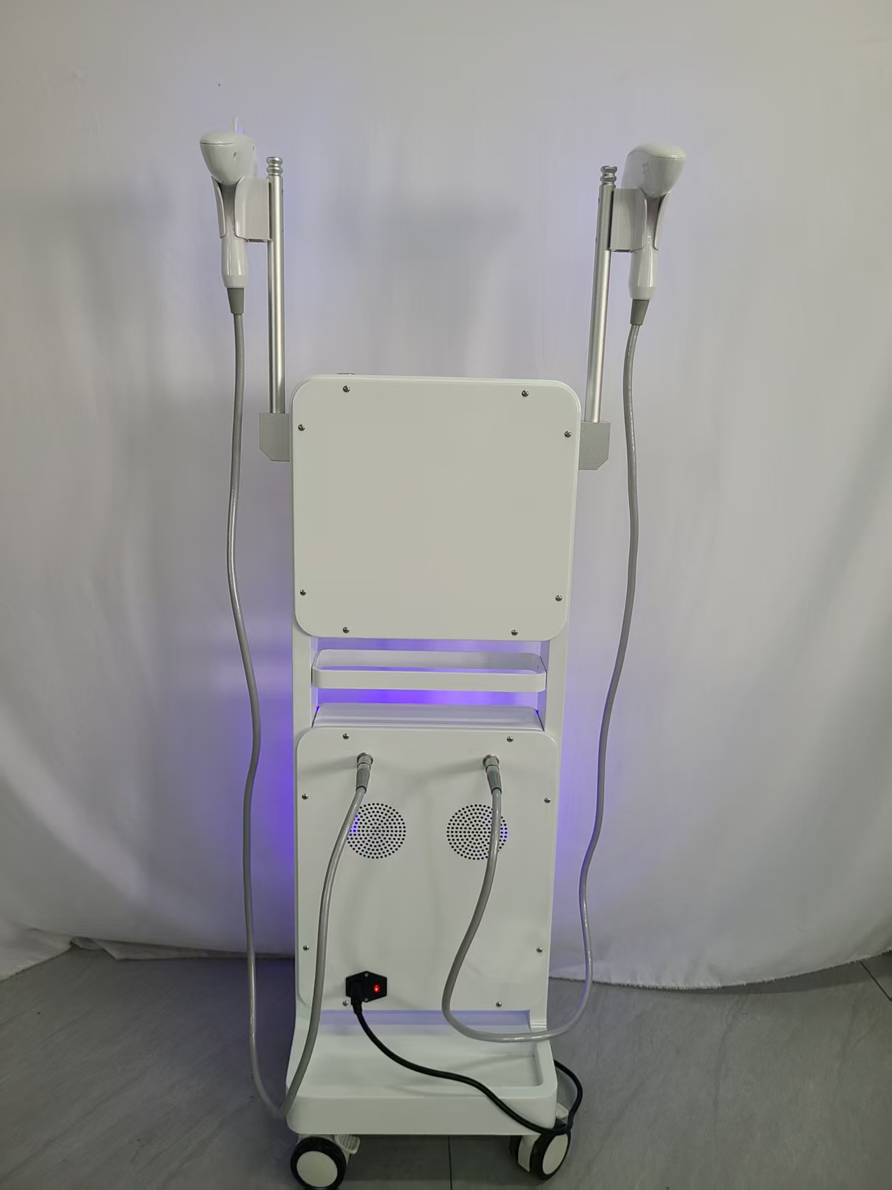 Rf Microneedle Acne Scar Removal Device Is a Highly Effective Anti-Aging and Skin Tightening Beauty Device, a Must-Have For Professional Skin Care HOT