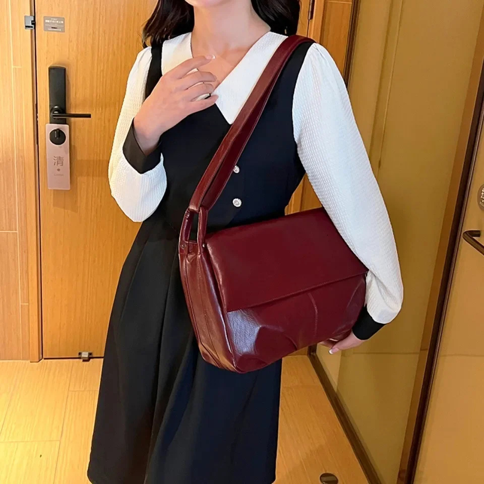 Burgundy Large Leather Bag Women er Solid Color Crossbody Bag Soft Casual Shoulder Bag Women Bolsa Purse 251027