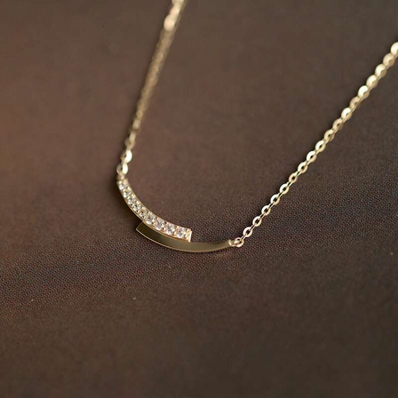 Pendant Necklace Designer luxury Pure silver Plated 14k Gold Simple Elegant Versatile Exquisite Niche Collarbone Necklace