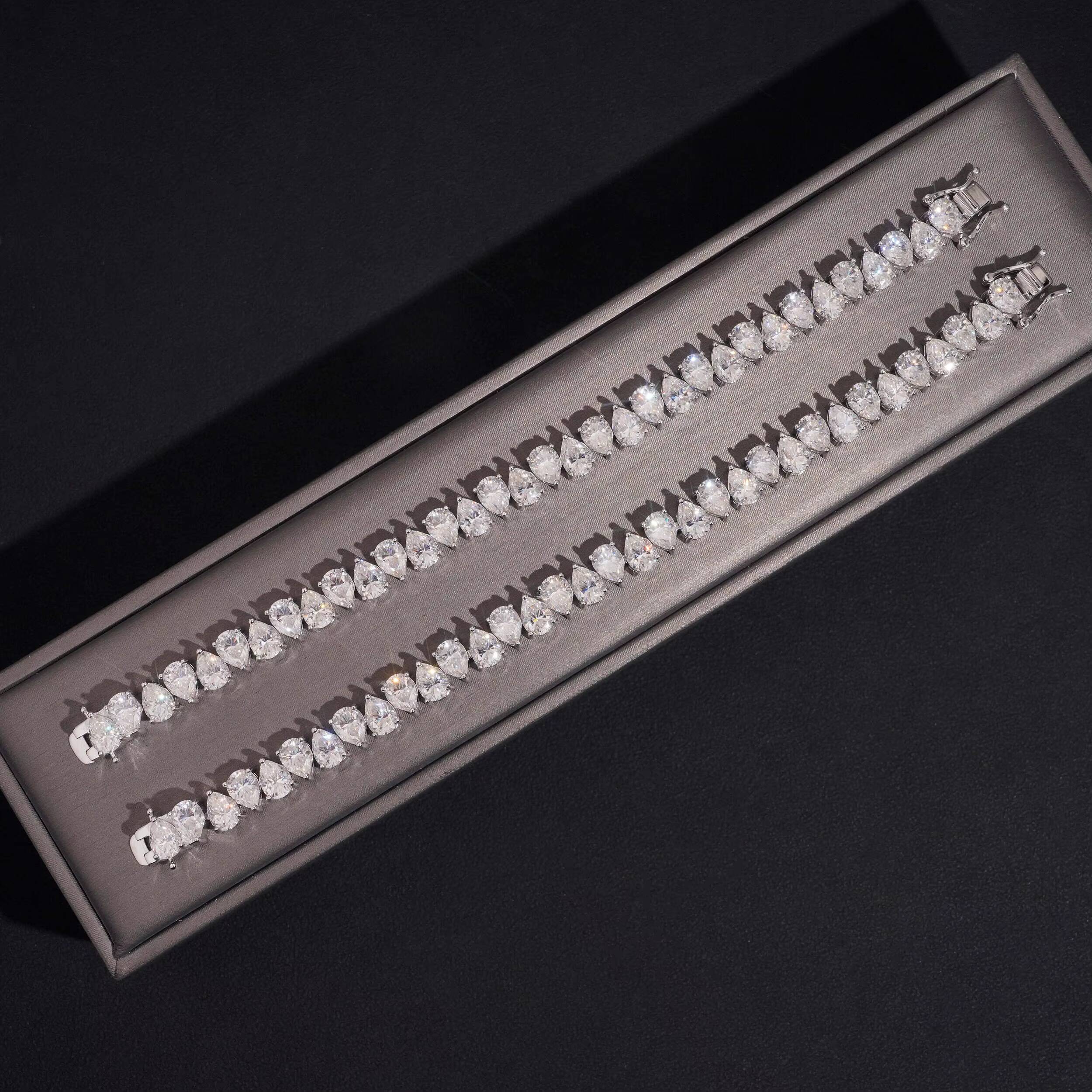 Pass Diamond Tester Upside Down Setting Pear Cut VVS Moissanite Diamond Tennis Bracelet Silver 925