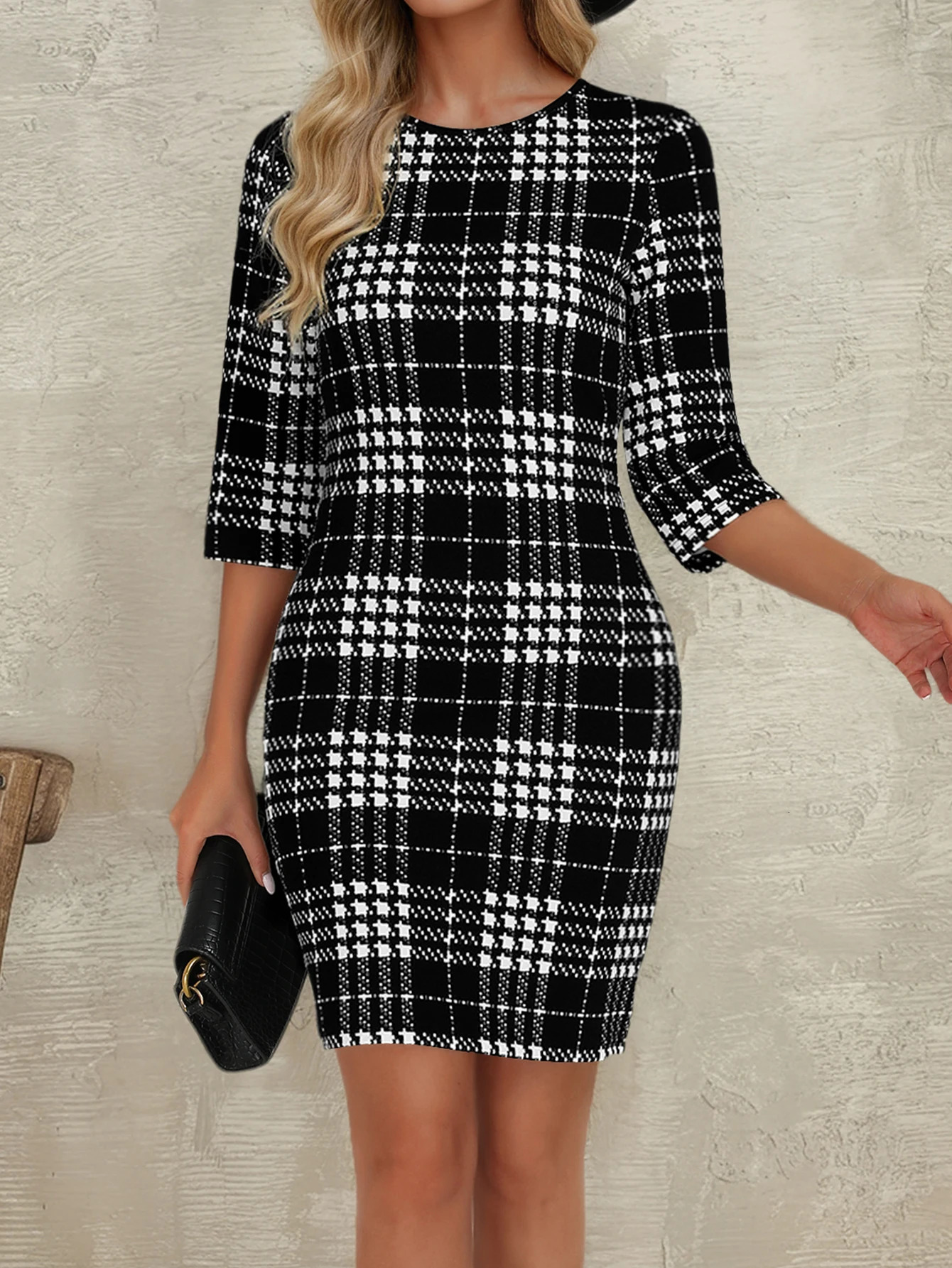 Womens Autumn and Winter Plaid Bodycon Dress 251027