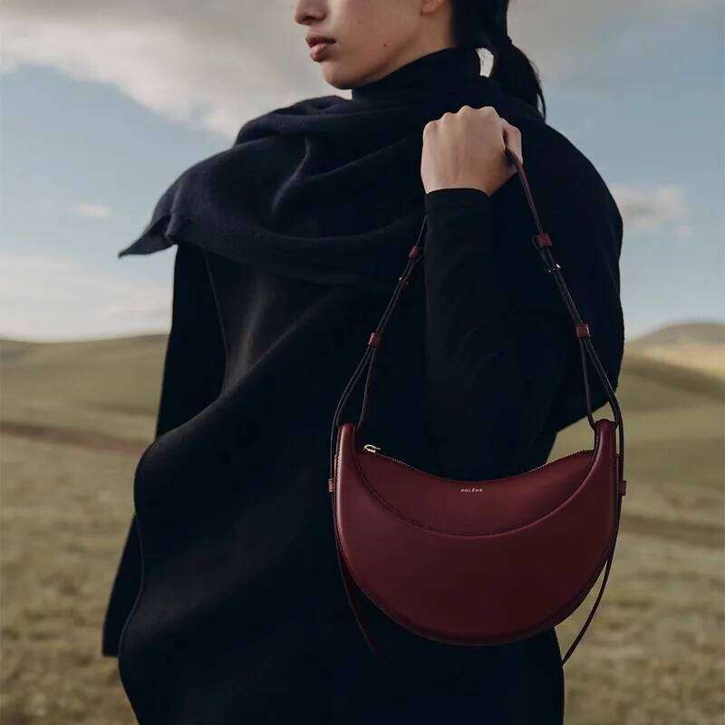 Luxury Croissant-Shaped Ladies' Handbag - Elegant Leather under Arm Shoulder Bag