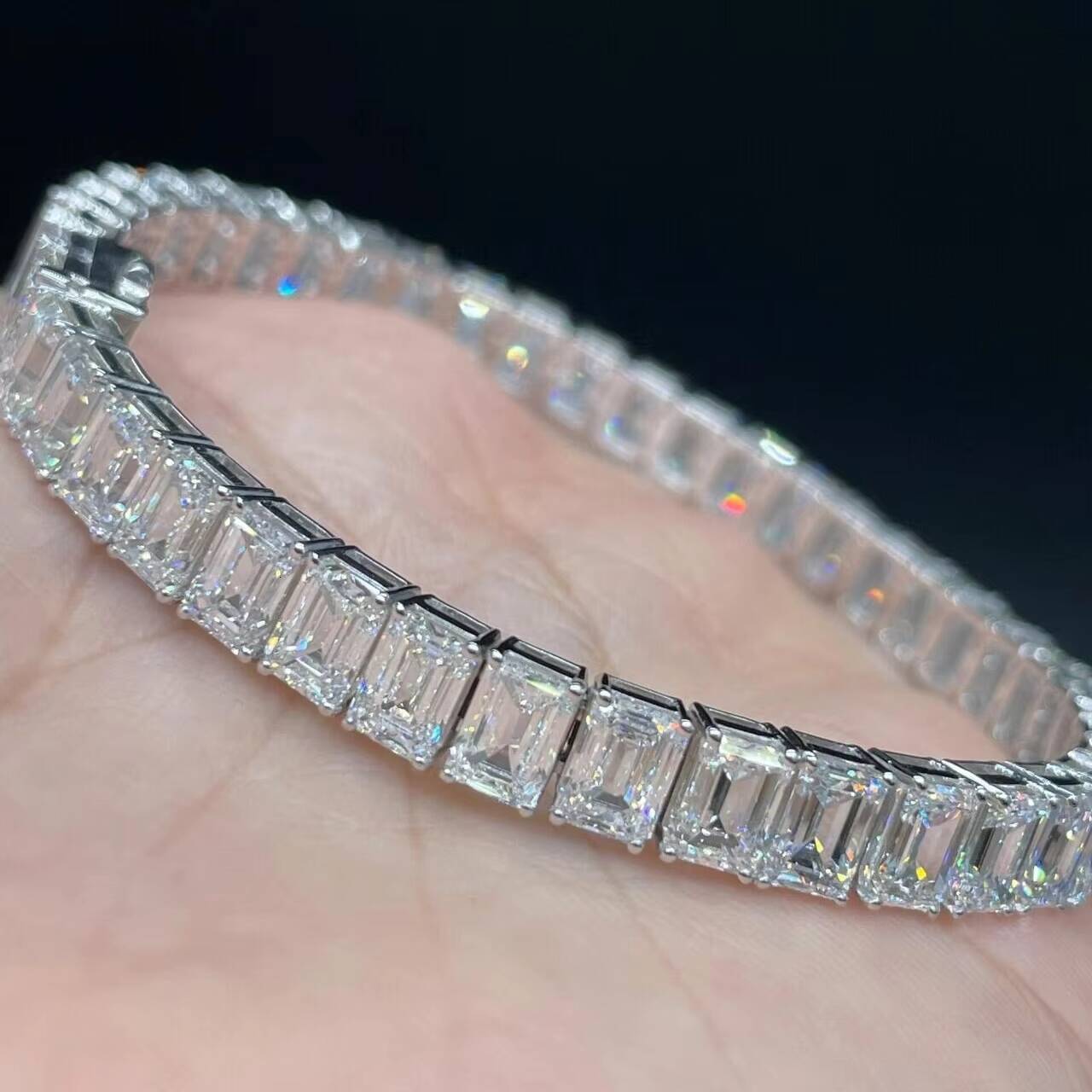 Custom Made 14K Solid White Gold VVS1 Emerald Cut Lab Grown Diamond Tennis Bracelet for Unisex
