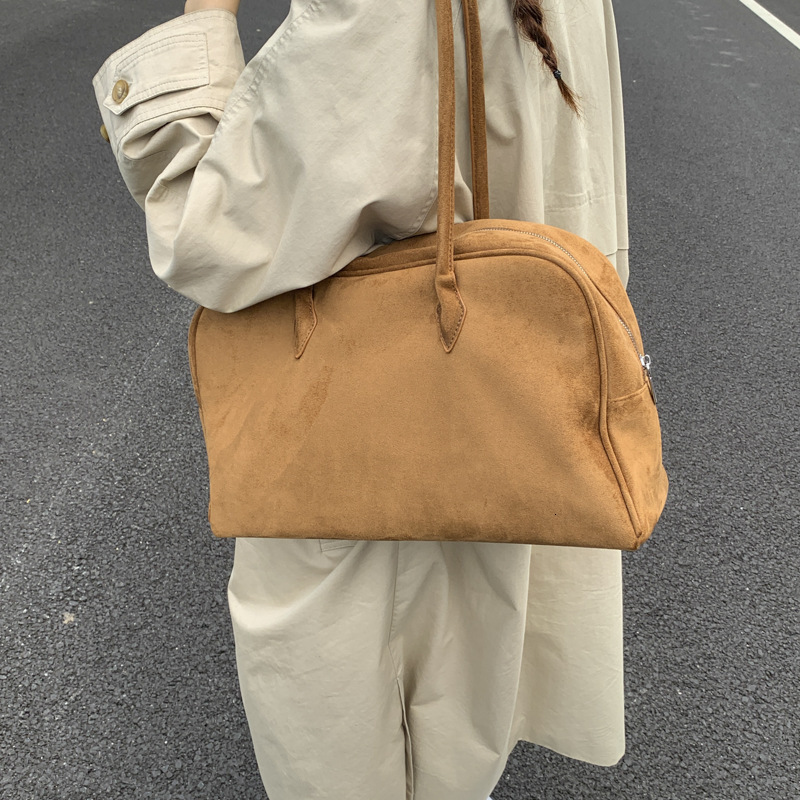Free shipping designer bag Suede Suede Boston Bag Women Autumn and Winter New Large Capacity Commuting Tote Bag Handbag
