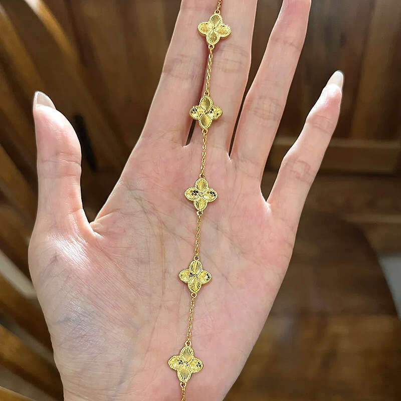 Laser Crushed Ice Sparkling Bracelet Exquisite Five-Flower Clover Light Jewelry