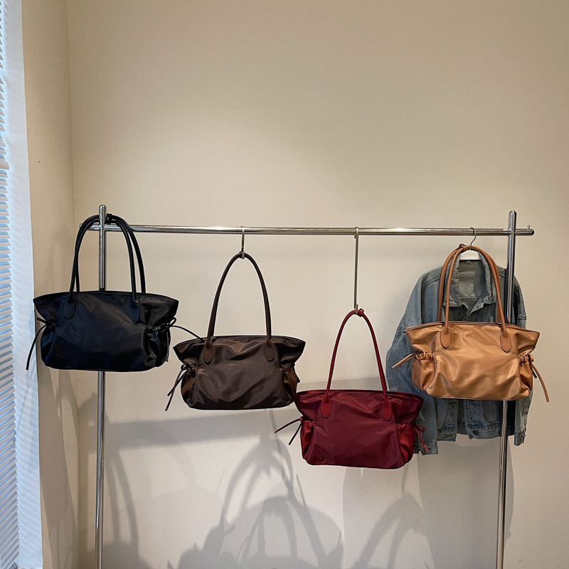 Free shipping designer bag Bags New Large Capacity Fitness Travel Bag Versatile Women Shoulder Bag Drawstring Lightweight Tote Bag