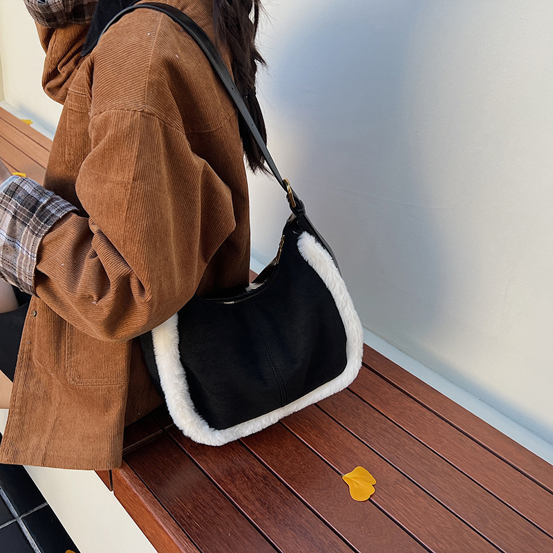 hot Free delivery designer shoulder bag Fashionable and simple casual handbag soft and comfortable for daily use