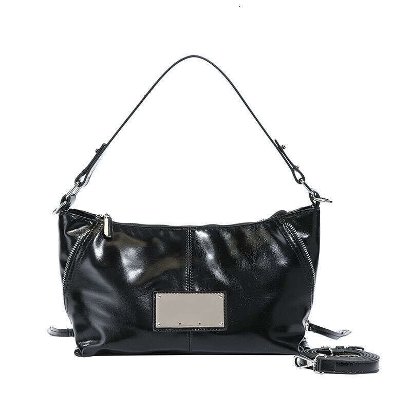 designer bag tote bag New Hot Girl Underarm Large Capacity Shoulder Crossbody Soft Leather Women Black Motorcycle Bag Trendy