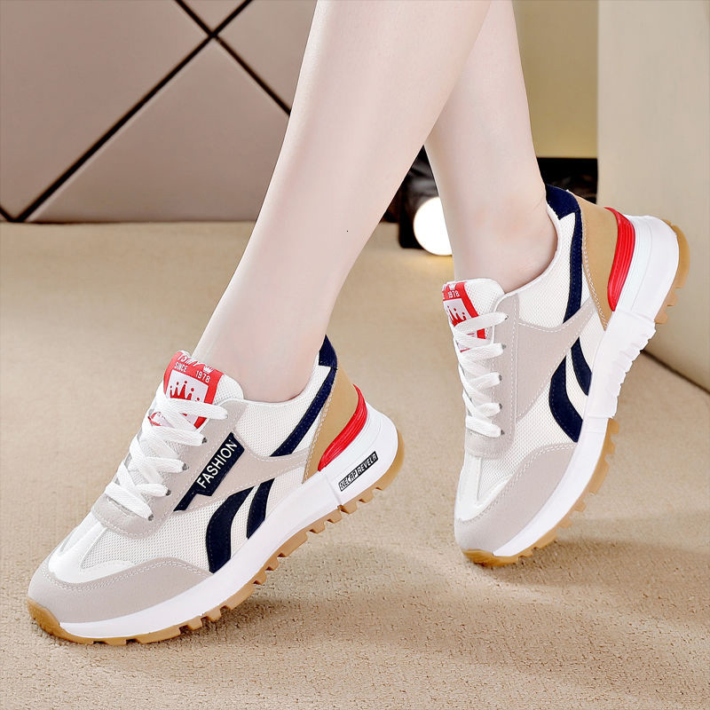 Free shipping Designer Casual Shoes Fashion Anti-slip Breathable Mesh Thick Sole Sneakers for Women Sport Running Walking Travel