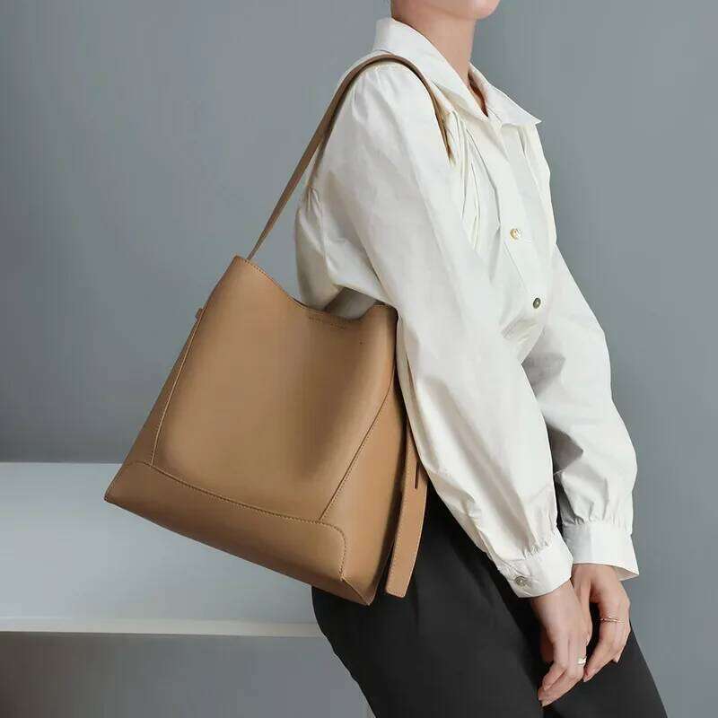 Designer Luxury Women Cowhide Bucket Large Capacity Shoulder Bag Autumn And Winter