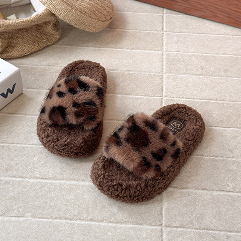 Toddler Fuzzy Slippers Kids Winter Plush Leopard Slippers Girls Boys Cutefeet Slip-On Non-slip Slides Slippers Sizes US9C-US6Y C1228