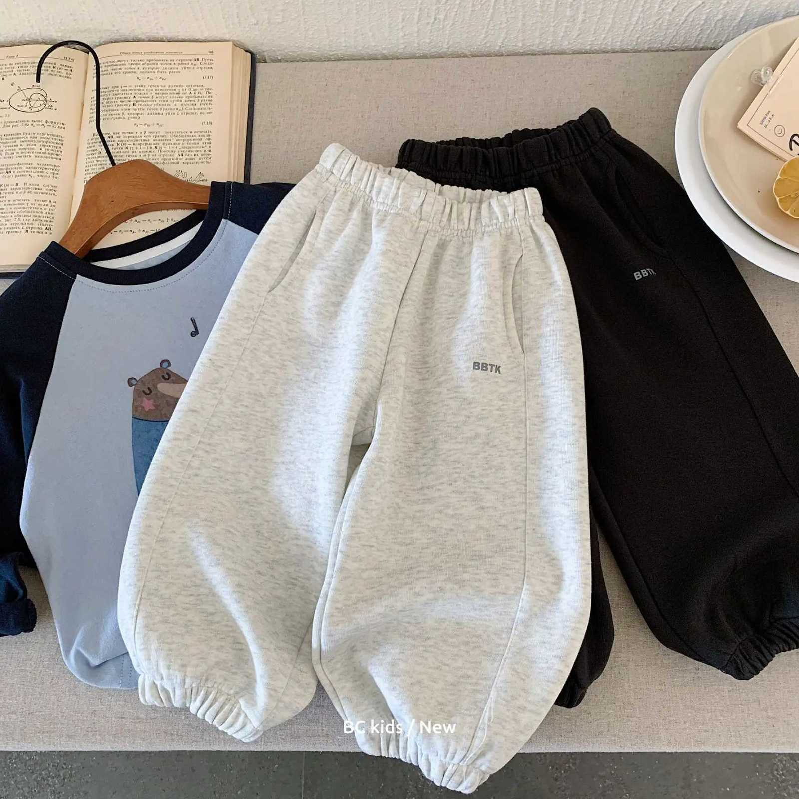 Baby Boys Pants Autumn New Simple Solid Letter Printed Kids Baby Boys Sport Pants Loose Casual Comfortable Pants For 18Y BoysT251027