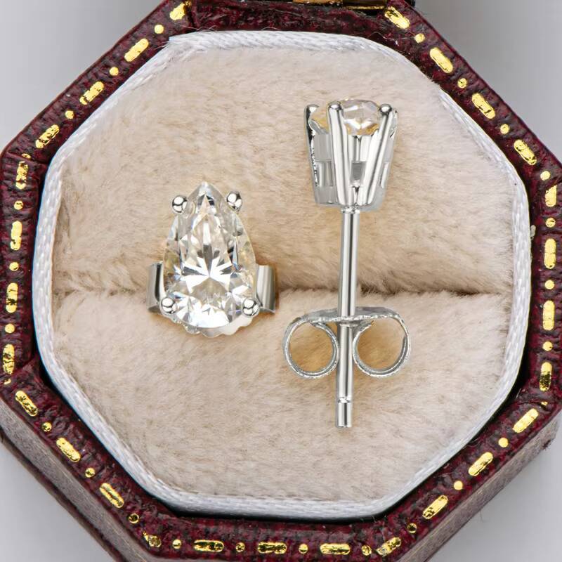 High Quality Wholesale Pear Cut 05ct Moissanite 925 Sterling Silver Simple Stud Earring for Women Jewelry Gift