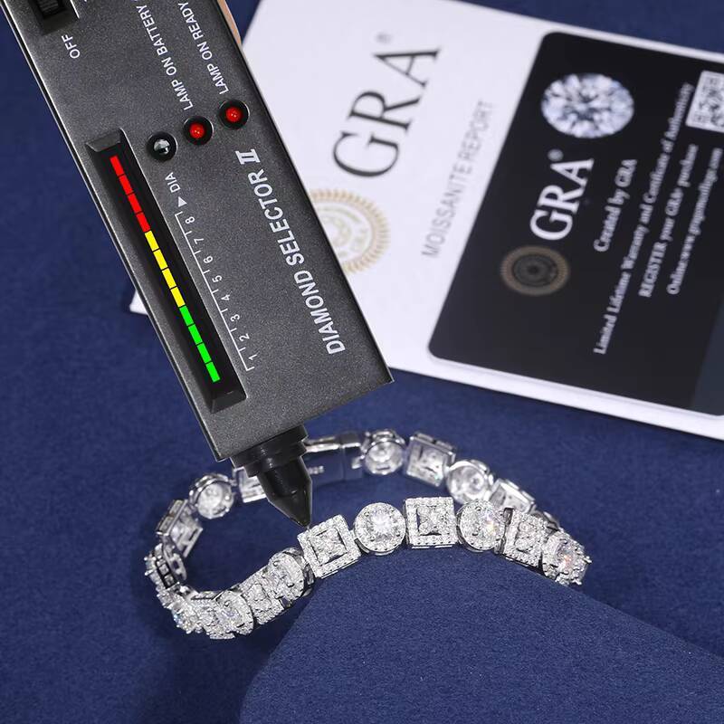 Custom Moissanite Diamond Fine Jewelry Four Leaf Clover Square Geometric 925 Solid Silver D Color Moissanite Bracelet