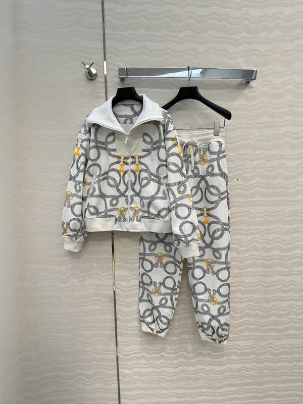 Women's Tracksuits Designer High-End Original Quality 25 Autumn Winter New Stand Collar Jacket Jogger Straight Pants Printed Jersey Cotton Set for Women YSW4