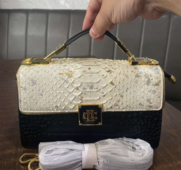 Designer Bag Tote Shoulder Bag New Fashion Genuine Leather Snake Pattern Handbag High End Versatile Single Crossbody Small Square B