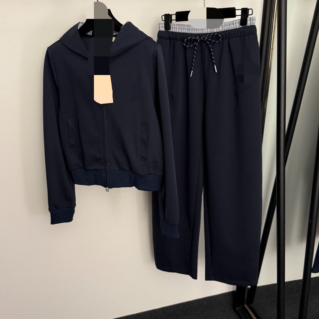 New Sports Outfit: … - image