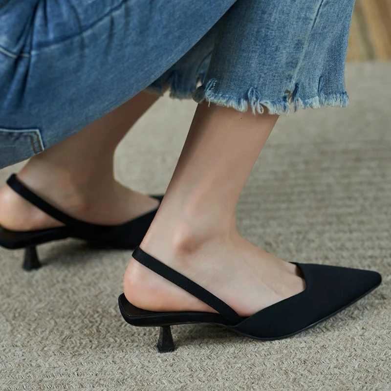 Summer new womens shoes thin heel high heel pointed back empty flat bottom word with temperament sandals womenXJ251027