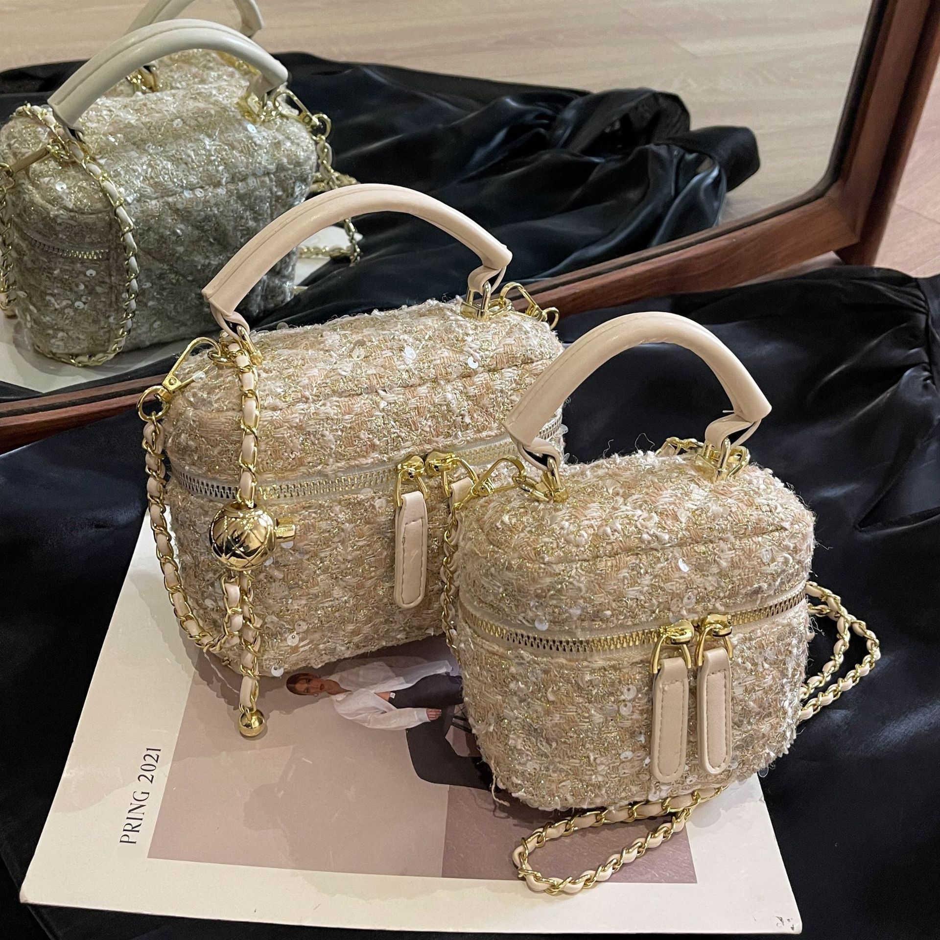 Free delivery designer shoulder bag Solid color minimalist comfortable handbag for daily casual fashion