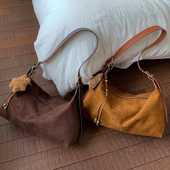 Free shipping designer bag Frosted Pillow Bag Niche Underarm Bag Autumn New Single Shoulder Tote Bag Versatile Crossbody Bag for Women