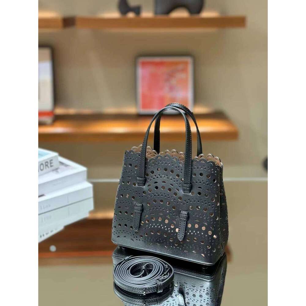 Brand Design Fashion Large Capacity Genuine Leather Bucket Bag High Quality Cowhide Shoulder Handbags For Women 2025