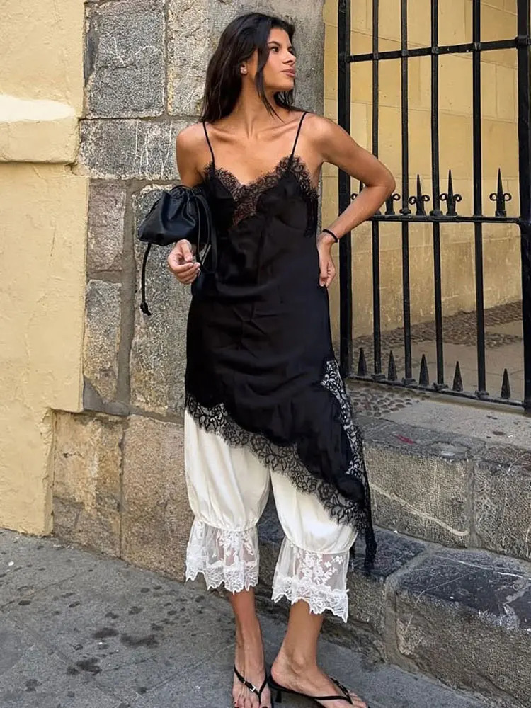 Tossy Sexy Lace Halter Dresses Female Backless Patchwork VNeck Summer 2025 Slim Party Dress Women Spaghetti Bodycon Dress 251027