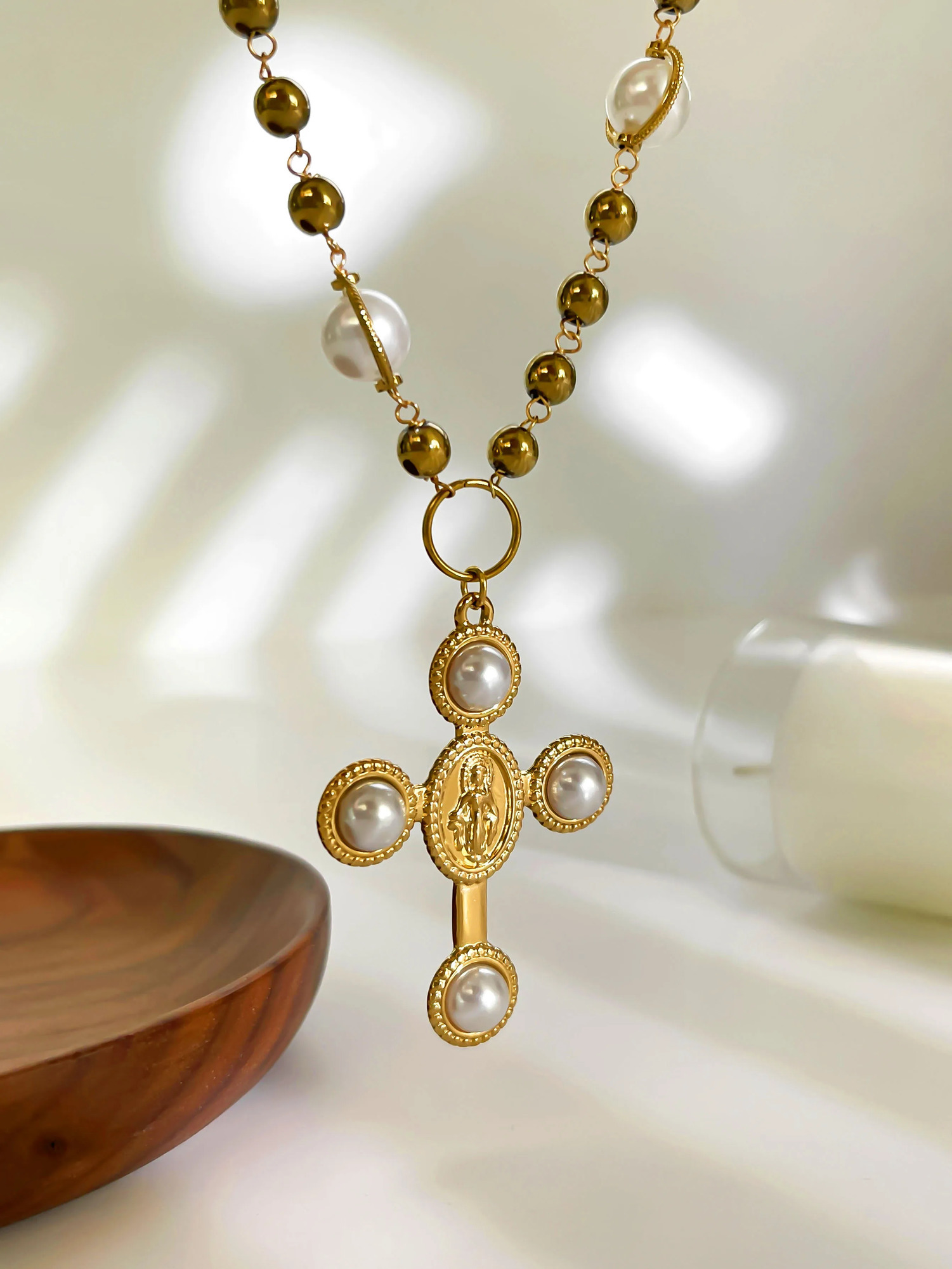Perisbox Trendy Elegant Pearl Virgin Mary Cross Pendant Womens Necklace Stainless Steel Beaded Chain Wedding Jewelry 251023