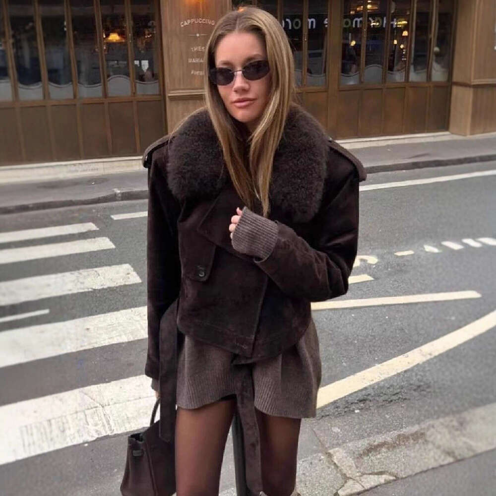 Vintage Lapel Suede Lace Up Jackets Women Solid Fur Collar Pad Shoulder Short Coats 2025 Female Autumn Chic Casual Streetwear