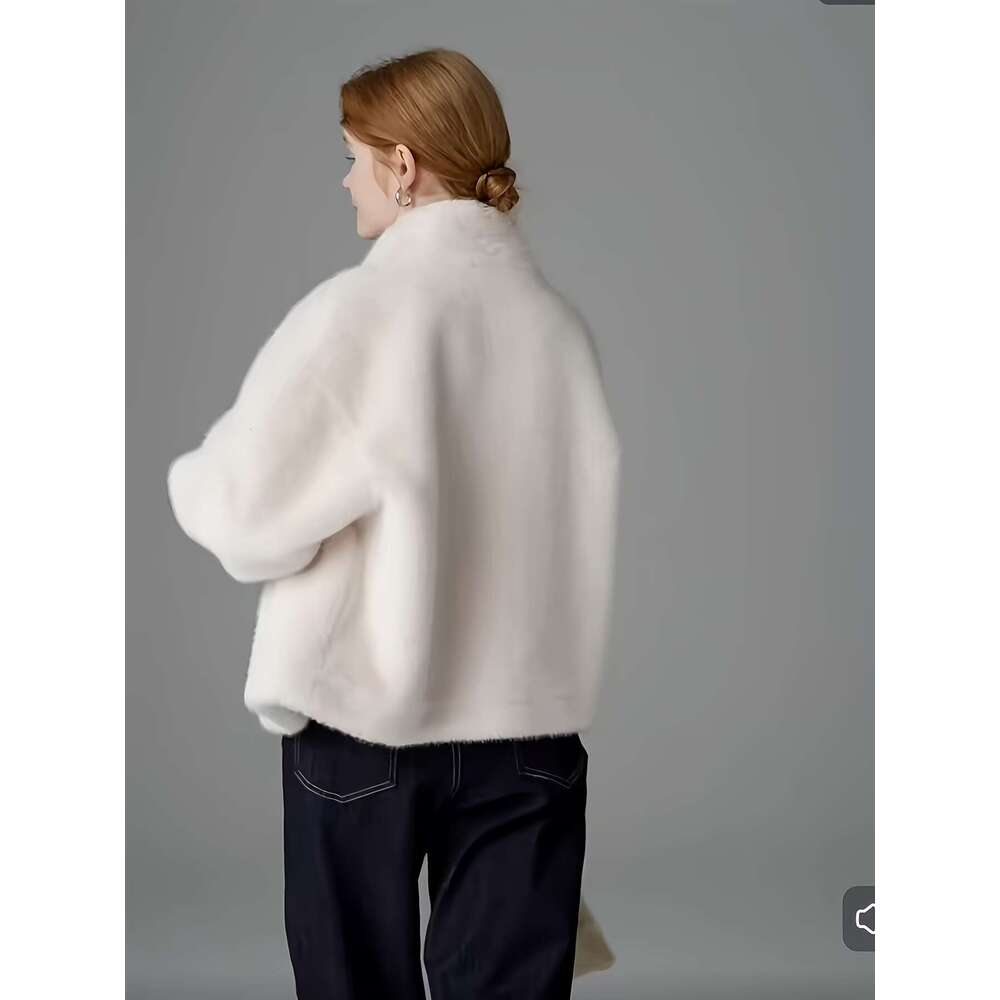 Women's Chic Faux Fur Coat - Thick Warm Short Length With Drop Shoulder Sleeves, Solid Color, Single Button Closure, Regular Fit Fall/Winter, Sty