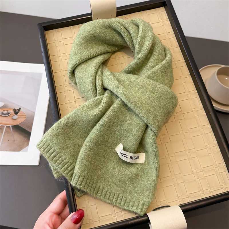 2025 Winter Wool Scarf For Wen Long Warm Cashmere Scarves Hijab Solid Lady Shawl Wrap Fa Pashmina Bandana Scarfs NewW251027