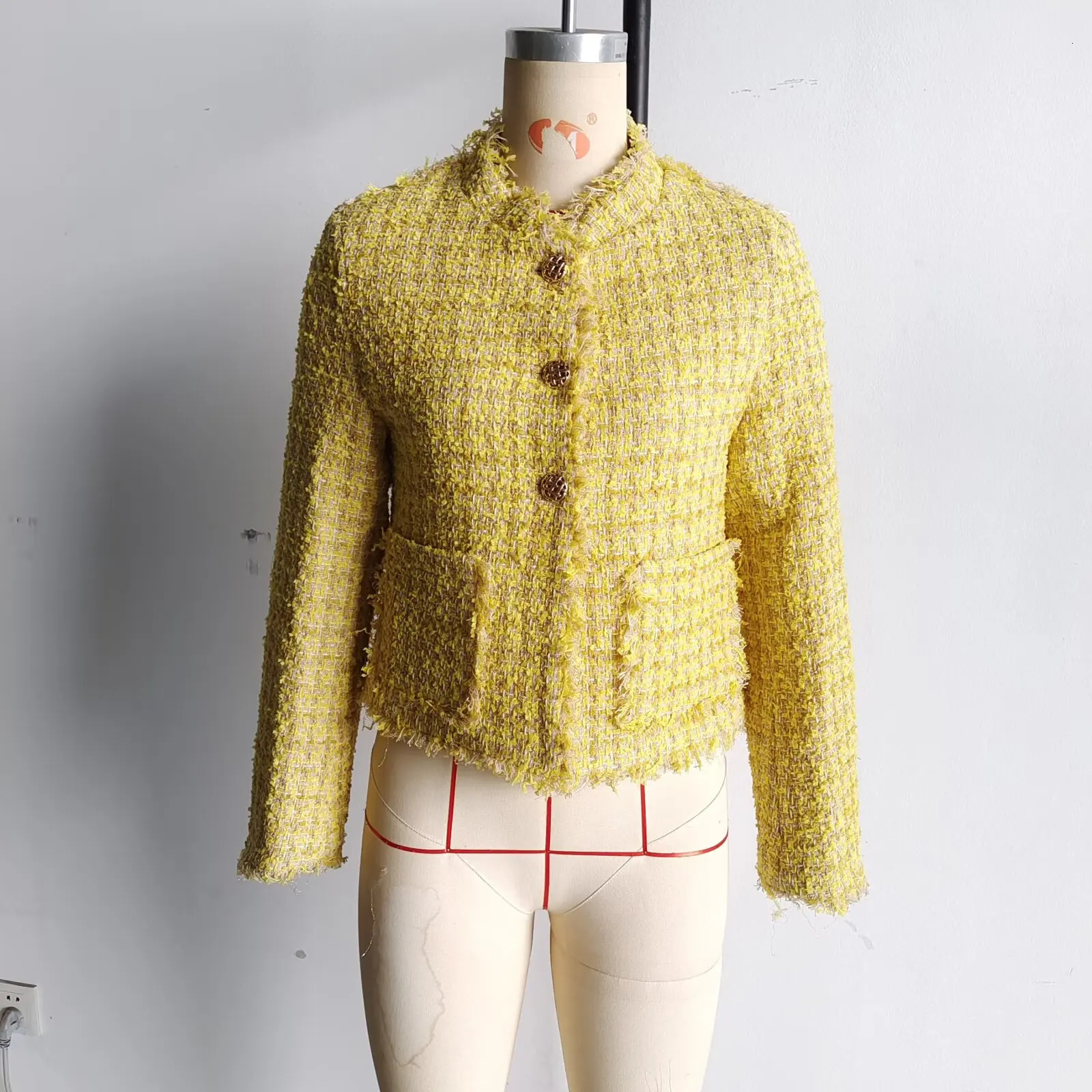 Autumn Winter Elegant Woolen Coat For Women Tassel n Fashionable ONeck Sweet Yellow Tweed Jackets Korean Style Coats 251027