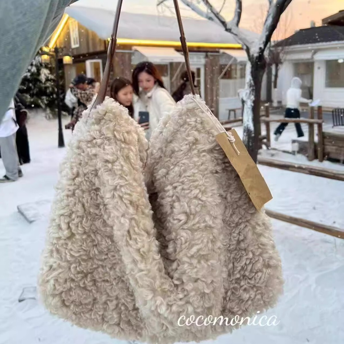 Autumn and Winter New Lamb Wool Tote Relaxed Feel Plush Shoulder Large Capacity Fluffy Crossbody Bag