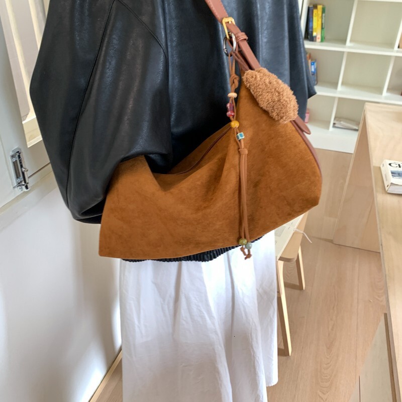 Free shipping designer bag Frosted Pillow Bag Niche Underarm Bag Autumn New Single Shoulder Tote Bag Versatile Crossbody Bag for Women