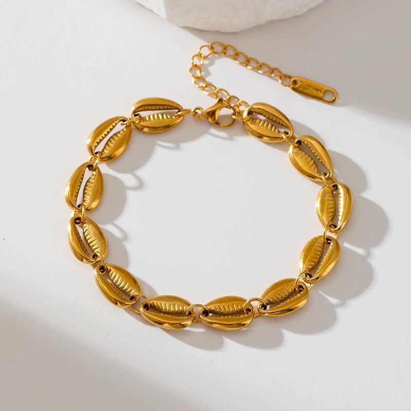GANLY 316L Stainss Steel Metal Gold Color Shellshaped Wrist Chain Bracet For Wen Waterproof Trendy Gift Jewelry BijouxW251027