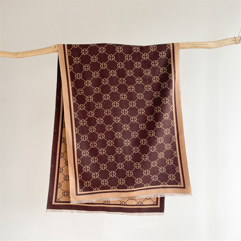 Free shipping Designer Scarves Fashionable light luxury scarf for women in winter highquality shawl versatile thick warm scarf