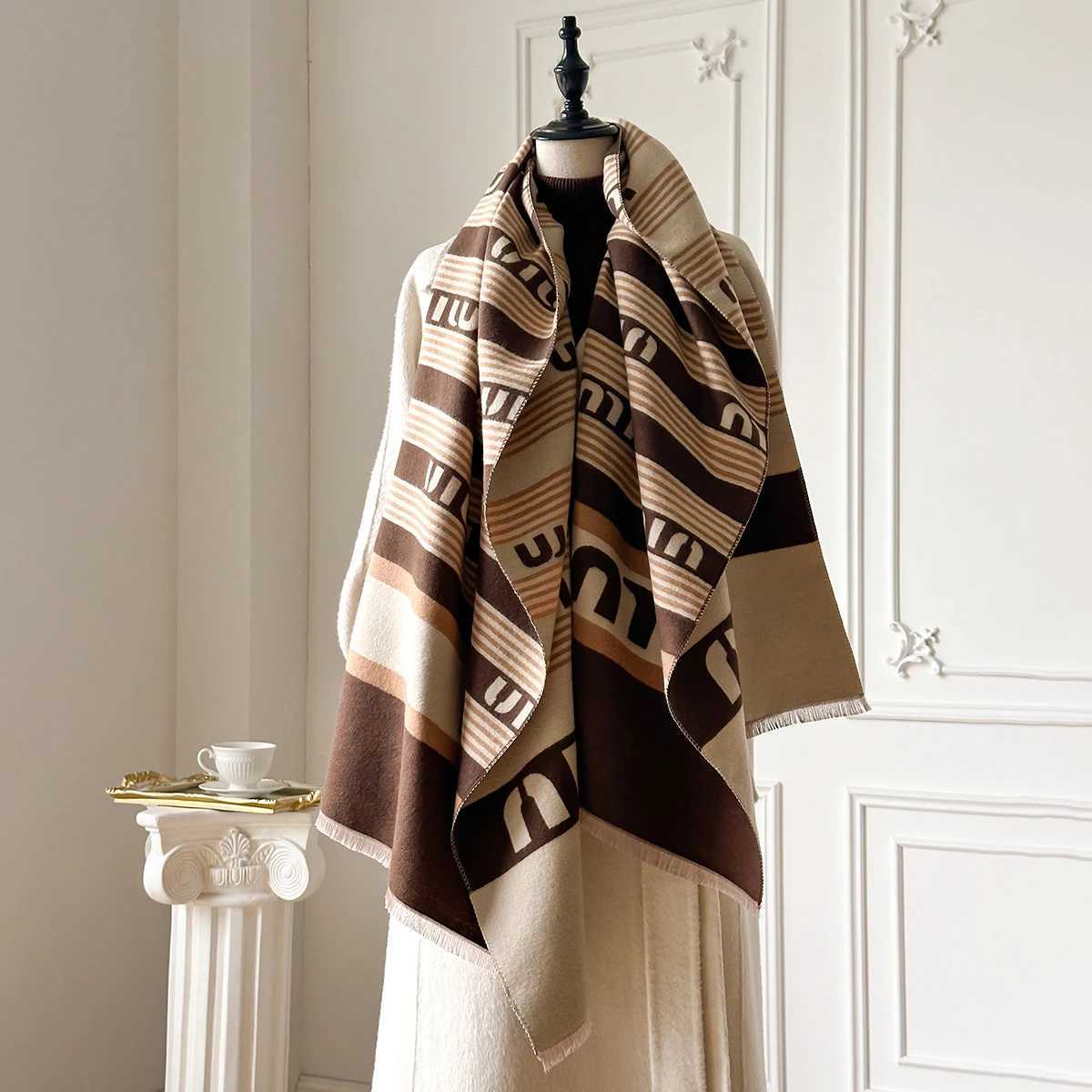 Wen Luxury Designer Faux Cashmere Pashmina Striped Shawl Scarves Warm Winter Blanket Large Wrap Stos tters Wraps ScarfW251027