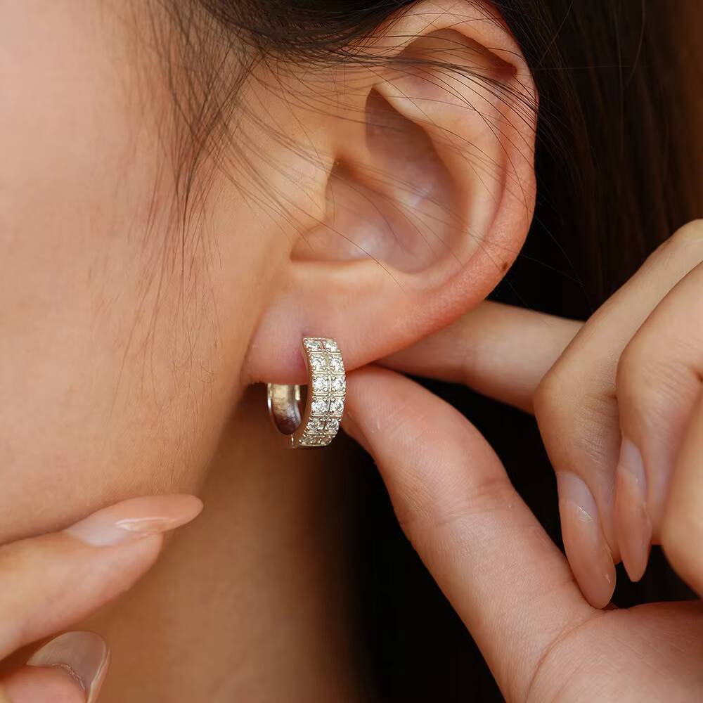 Fashion S925 Sterling Silver Moissanite Earrings with European and American Style Hiphop Accents for Men and Women