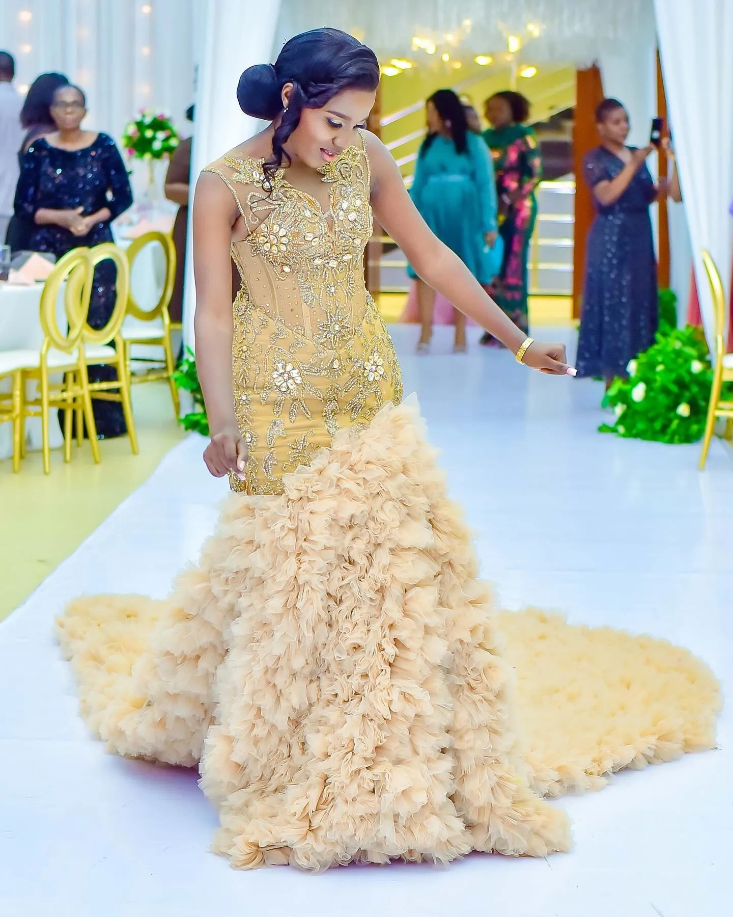 Arabic Aso Ebi Plus Size Mermaid Wedding Dress in Gold with Beaded Crystals Luxurious Tulle