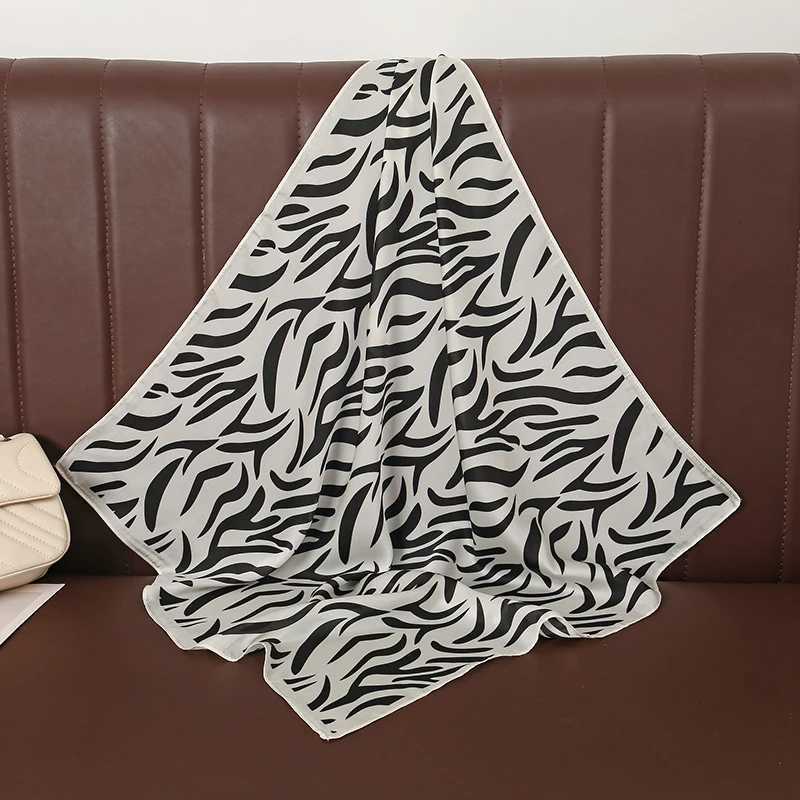 2025 Fashion Zebra Stripes Designer Print Scarf Wen 70x70cm Silk Scarves Luxury Bandana Hijab Neckerchi Shawl KerchiW251027