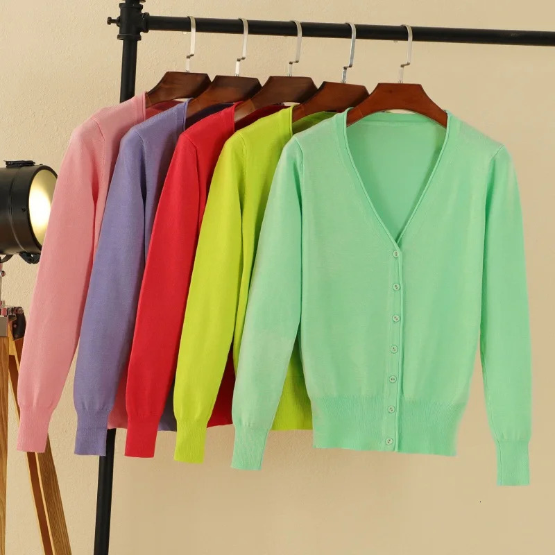 Black Cropped Cardigan Female Clothing Blouses Womens Coat Spring 2025 Long Sleeve Top Korean Fashion Knitted Sweater 251027