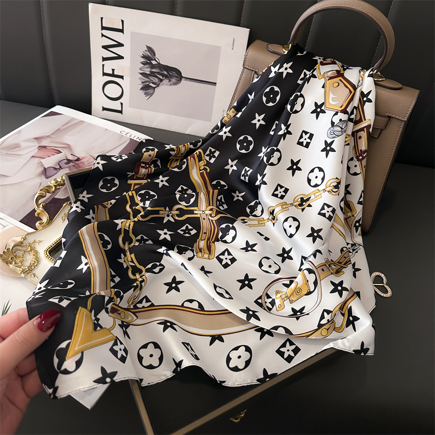 Free shipping Designer Scarves Fashionable highquality versatile scarf for women light luxury color blocked versatile scarf square black white brown