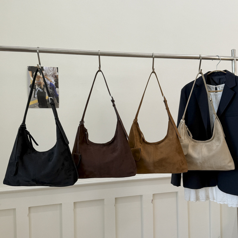 Free shipping designer bag Autumn and Winter Suede Tote Bag New Commuting Large Capacity Shoulder Bag Versatile Casual Crossbody Bag