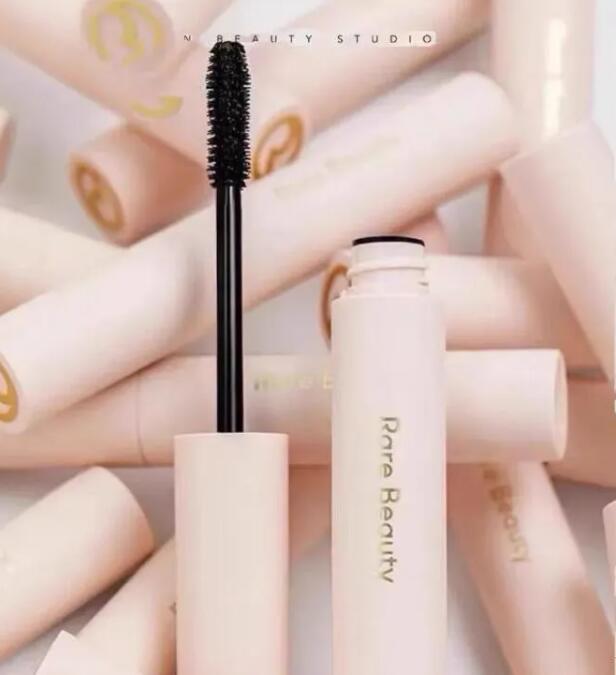 Rare Beauty – Mascara volumisant universel, coups parfaits, imperméable, longue durée, allongeant, noir, maquillage pour les yeux, 13.5ml