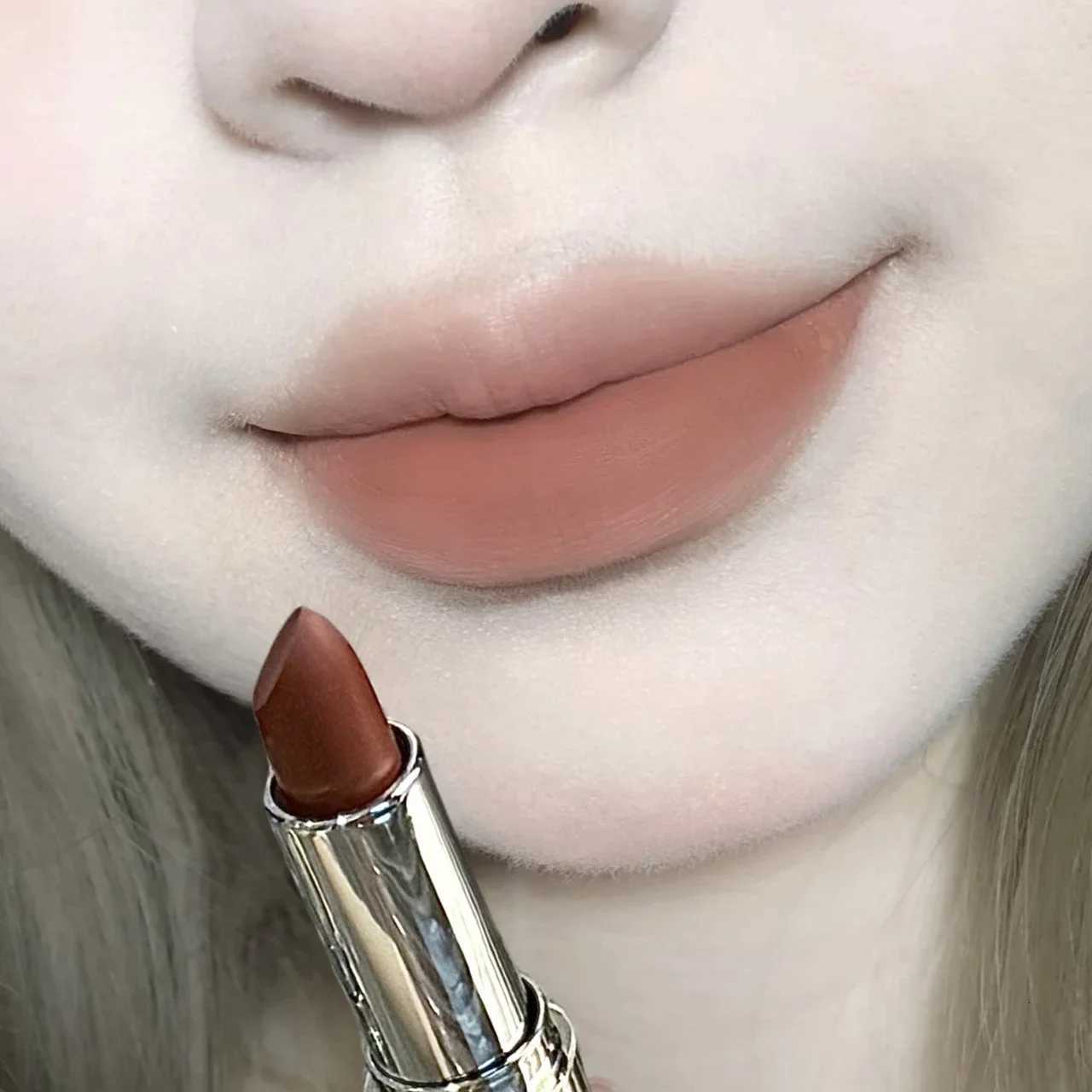 6Ccolors Matte Lipstick Crayon Milky Tea Purple Lip Tint Velvet Sexy Dark Red Lipstick Pen Nonstick Cup Lasting Brighten Makeup W251027