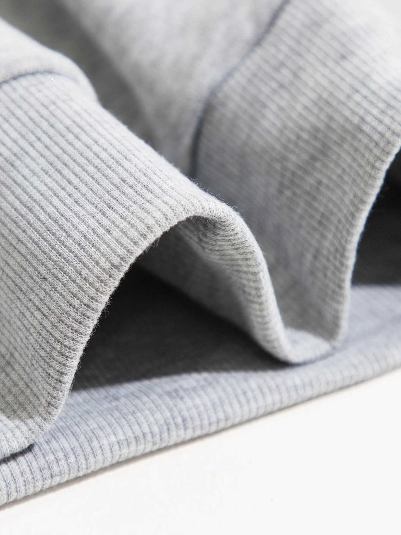 Mens autumn and winter fashionable casual loose Brooklyn graphic print fleece pullover long sleeved hooded sweatshirt W251027