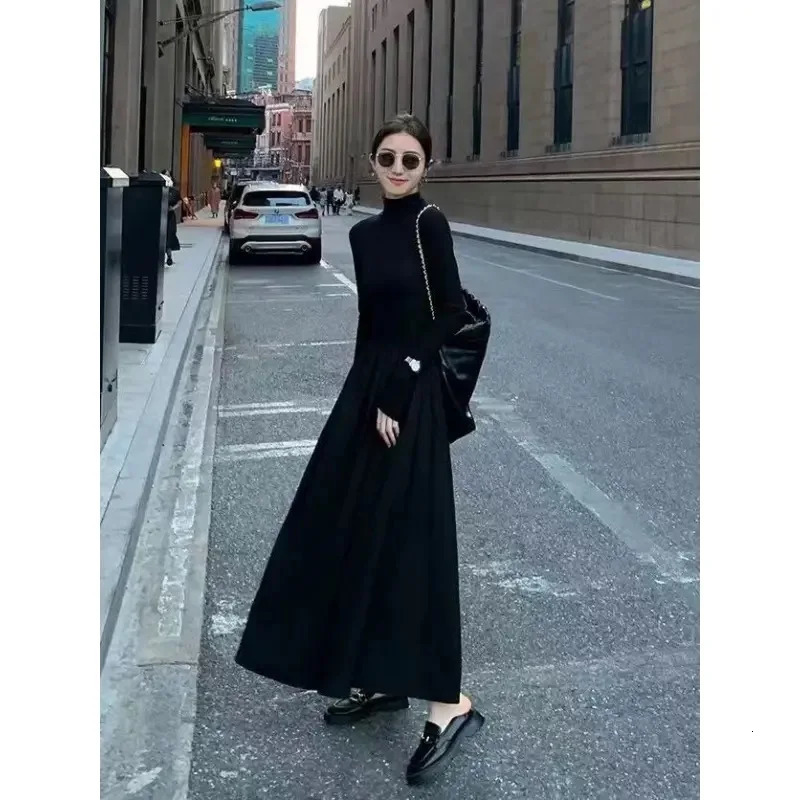 French Style Temperament Womens HighGrade Black Dress Hepburn Gray Turtleneck for Women Autumn Winter DF4964 251027