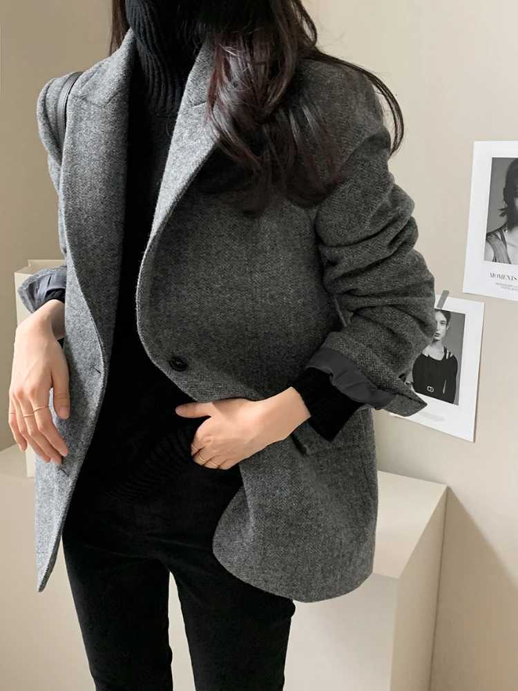 Woolen Jackets Thick and Warm Korean Fashion Heavy Jackets Highend Versatile New Autumn and Winter Black Tweed Suit Women Coat M251027