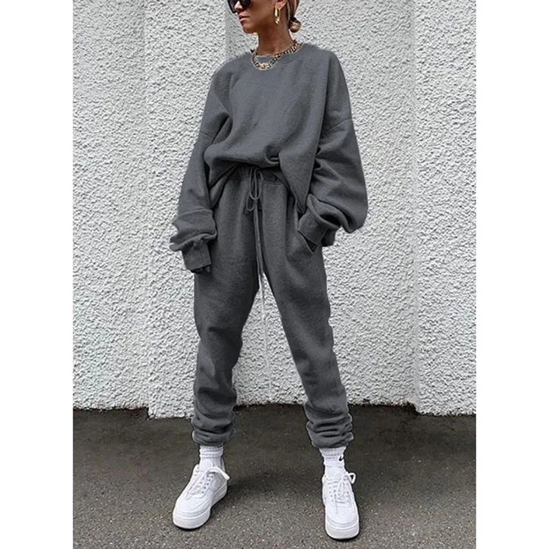 Oversized Womens Two Piece Set Hoodie Set Women Sport Suit Sweatshirt Autumn Winter Sportswear Running Sets 251027